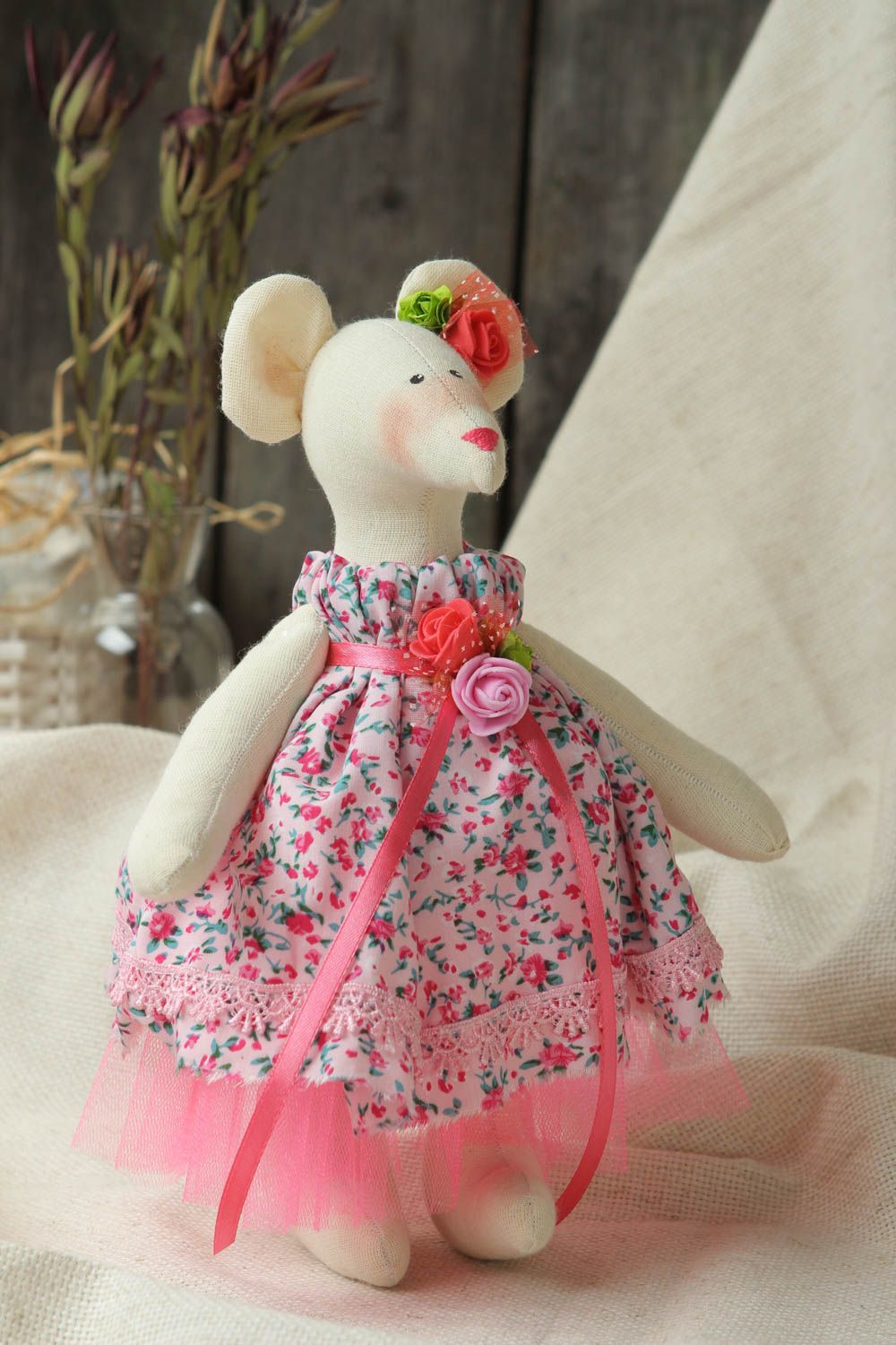 Peluche souris en robe à fleurs Jouet fait main textile Cadeau original photo 1