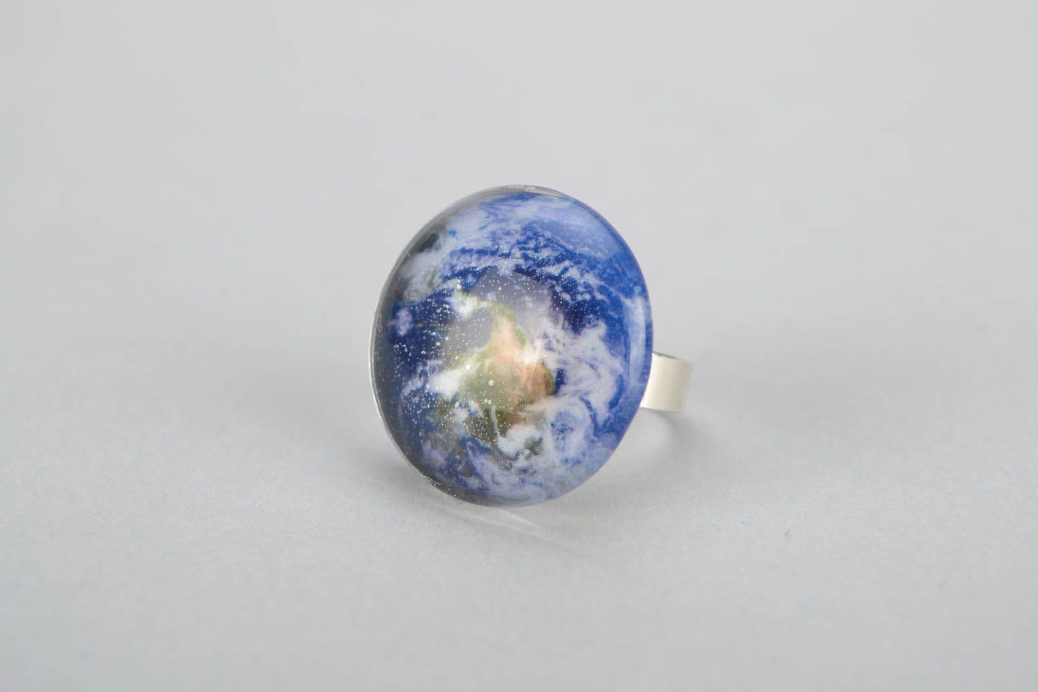 Металлическое кольцо Земля фото 3