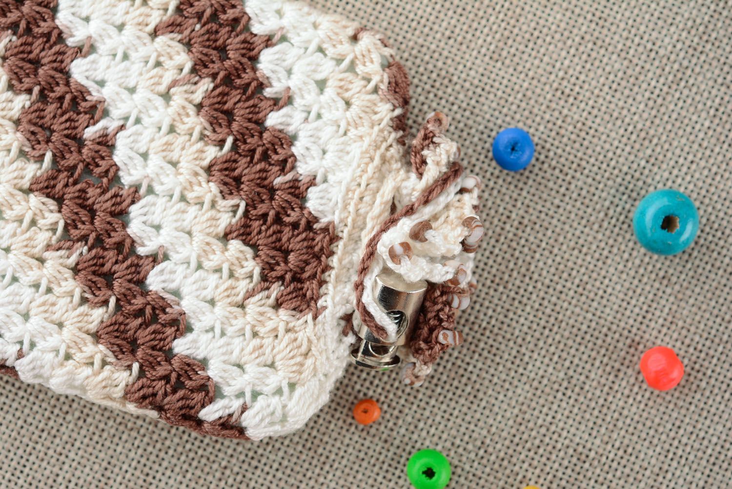 Crochet phone case photo 2