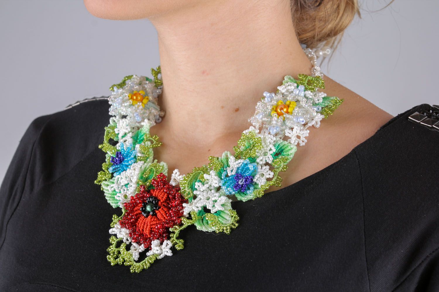 Necklace made of threads and beads Flowers photo 1