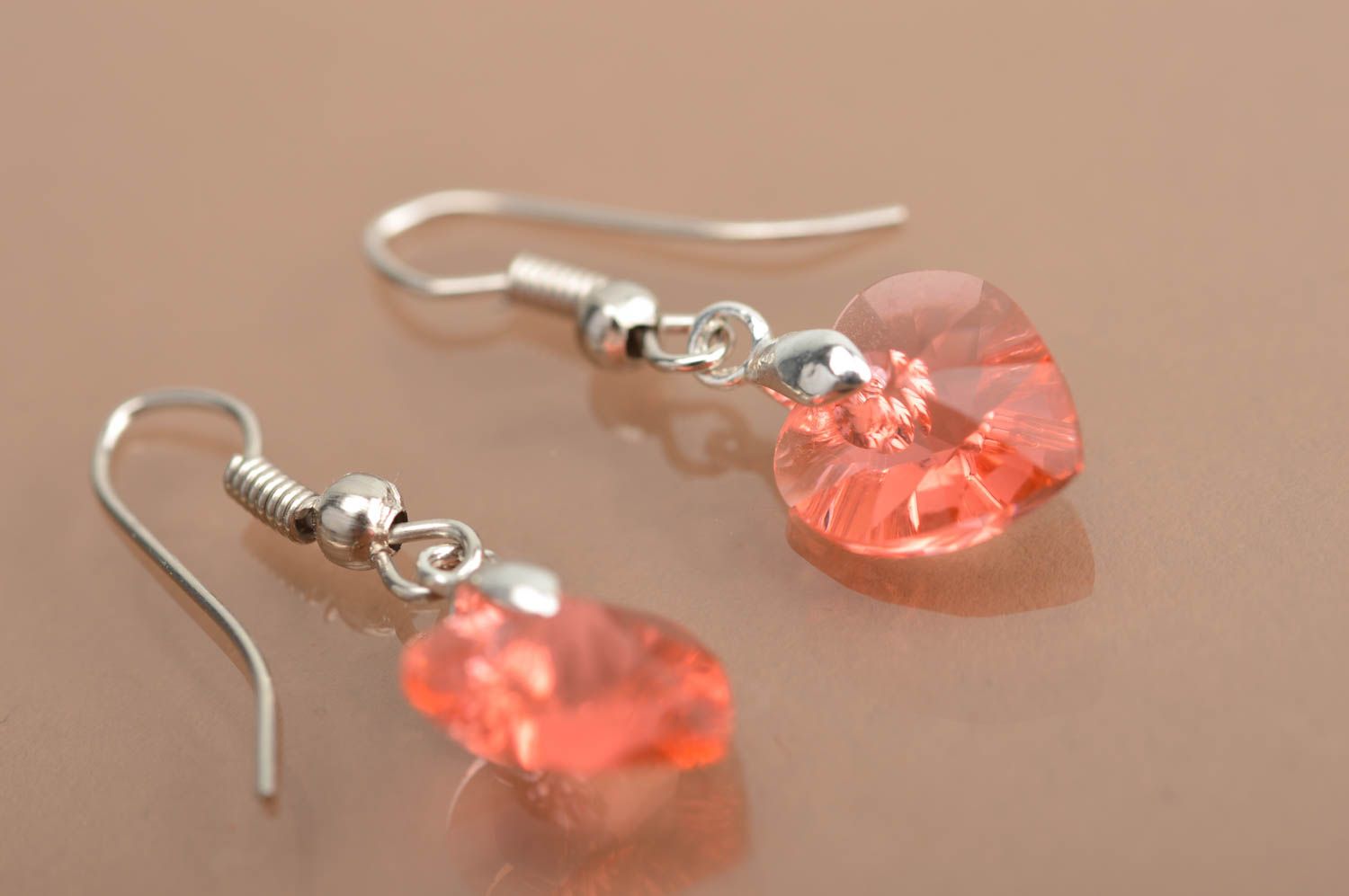 Beautiful red transparent handmade earrings with Austrian stones hearts photo 2