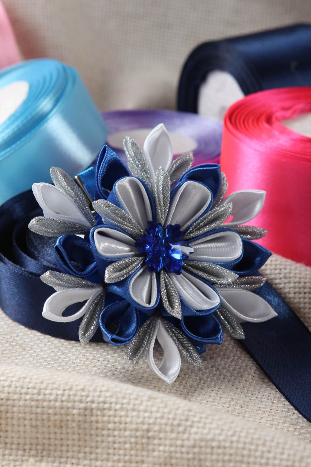 Handmade Haarspange Blume Damen Modeschmuck Accessoire für Haare grau blau schön foto 1
