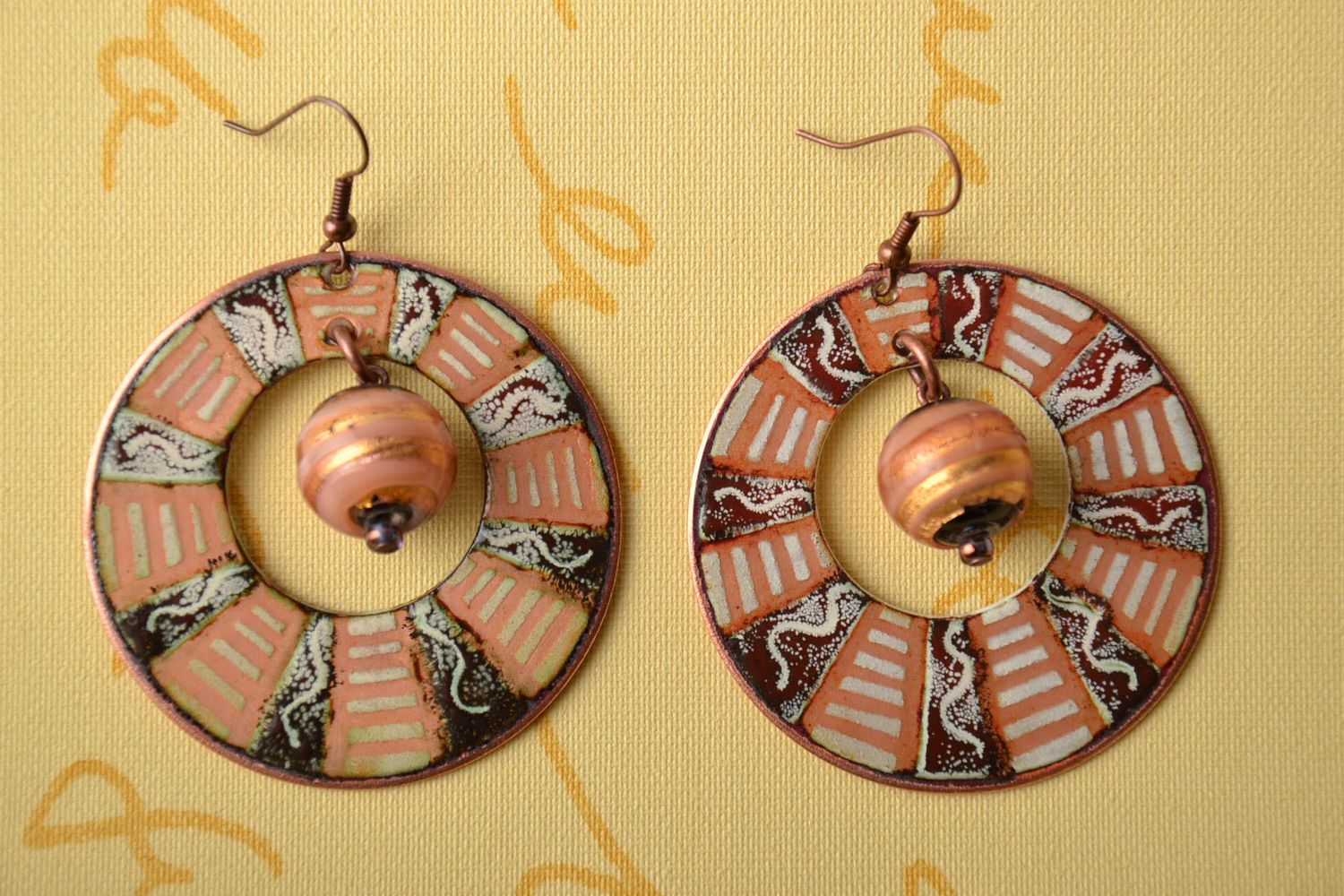 Round copper earrings with beads photo 1