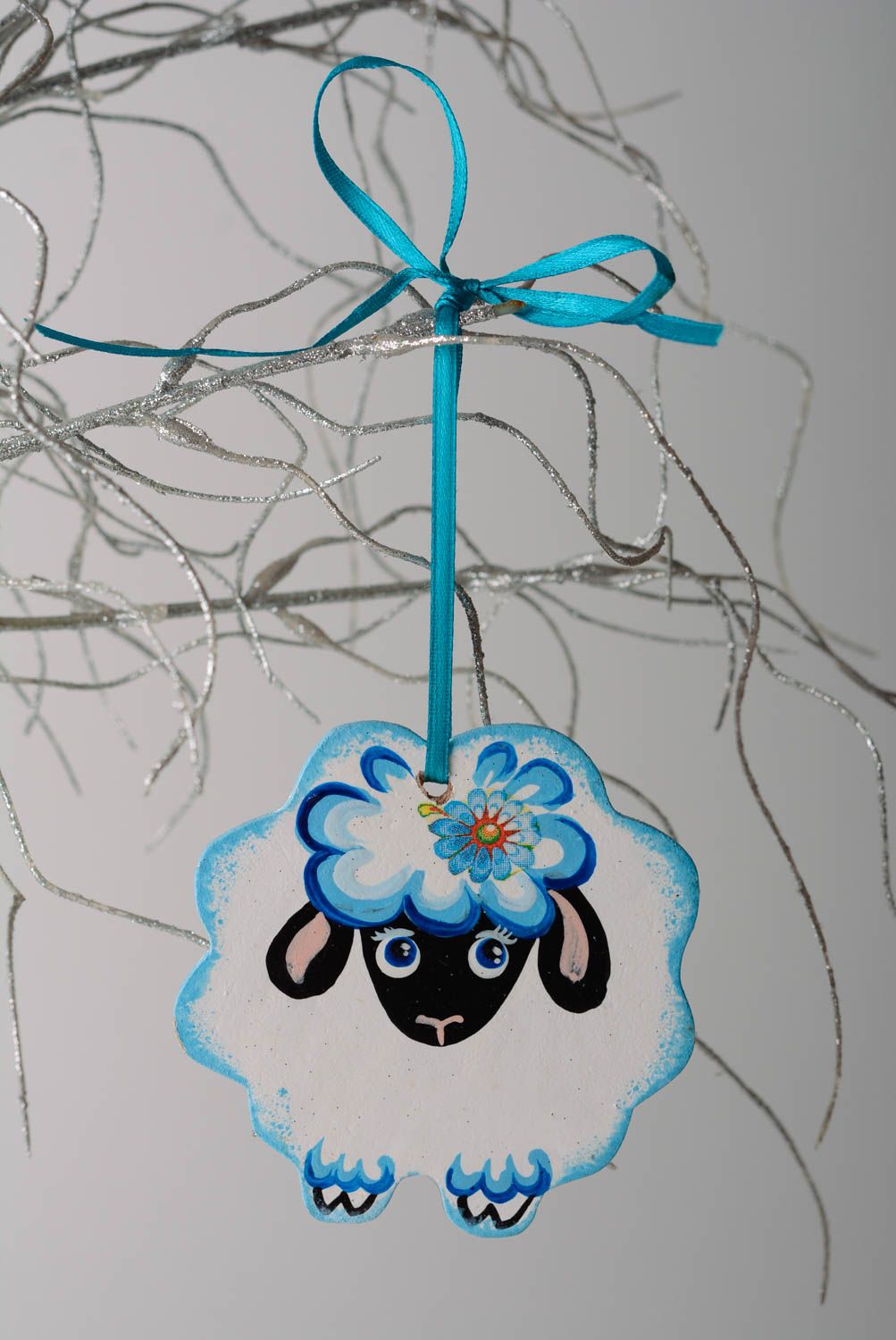 Handmade bright decoupage plywood wall hanging sheep figurine photo 1