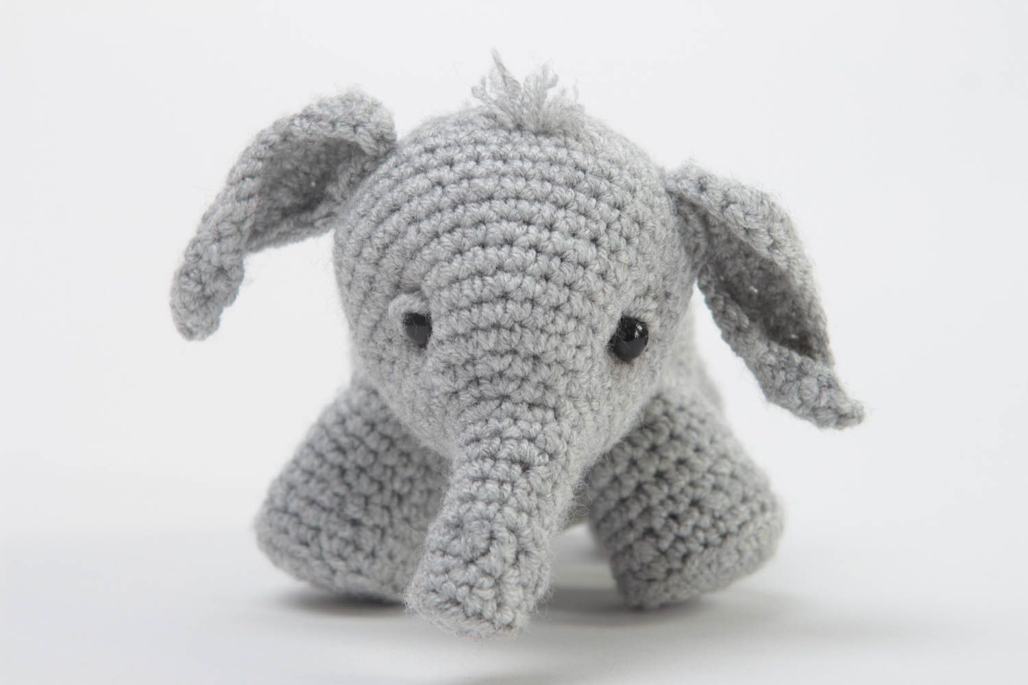 Peluche éléphant fait main Jouet enfant Cadeau original tricoté gris mignon photo 3