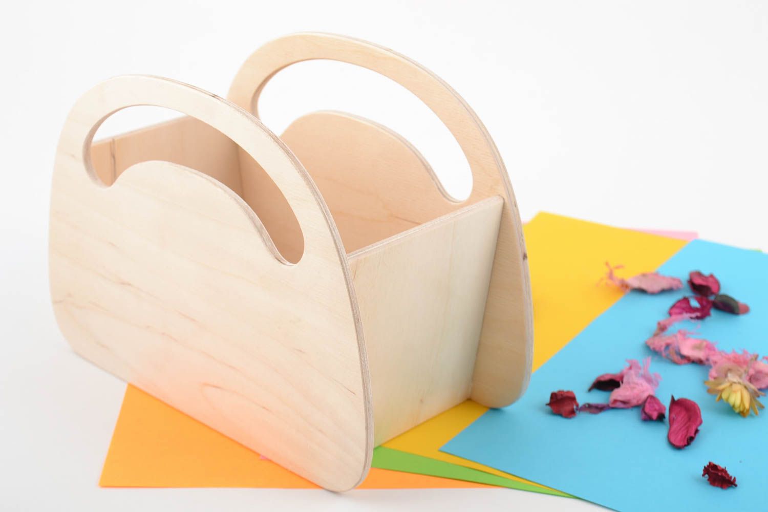 Boîte en bois brut de rangement faite main à décorer et peindre en forme de sac photo 1