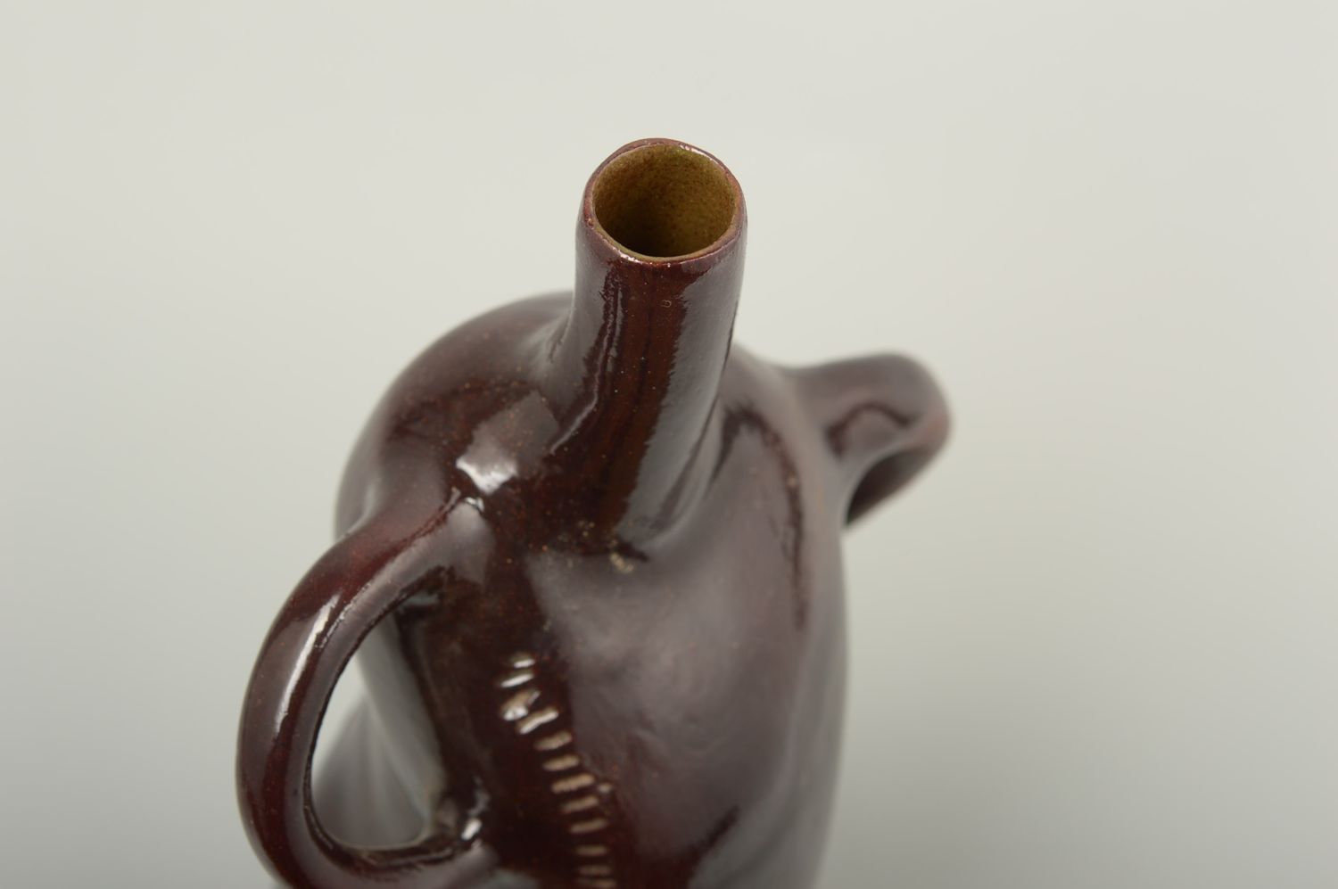 Botella de barro para vino hecha a mano vajilla de cerámica objeto de decoración foto 1