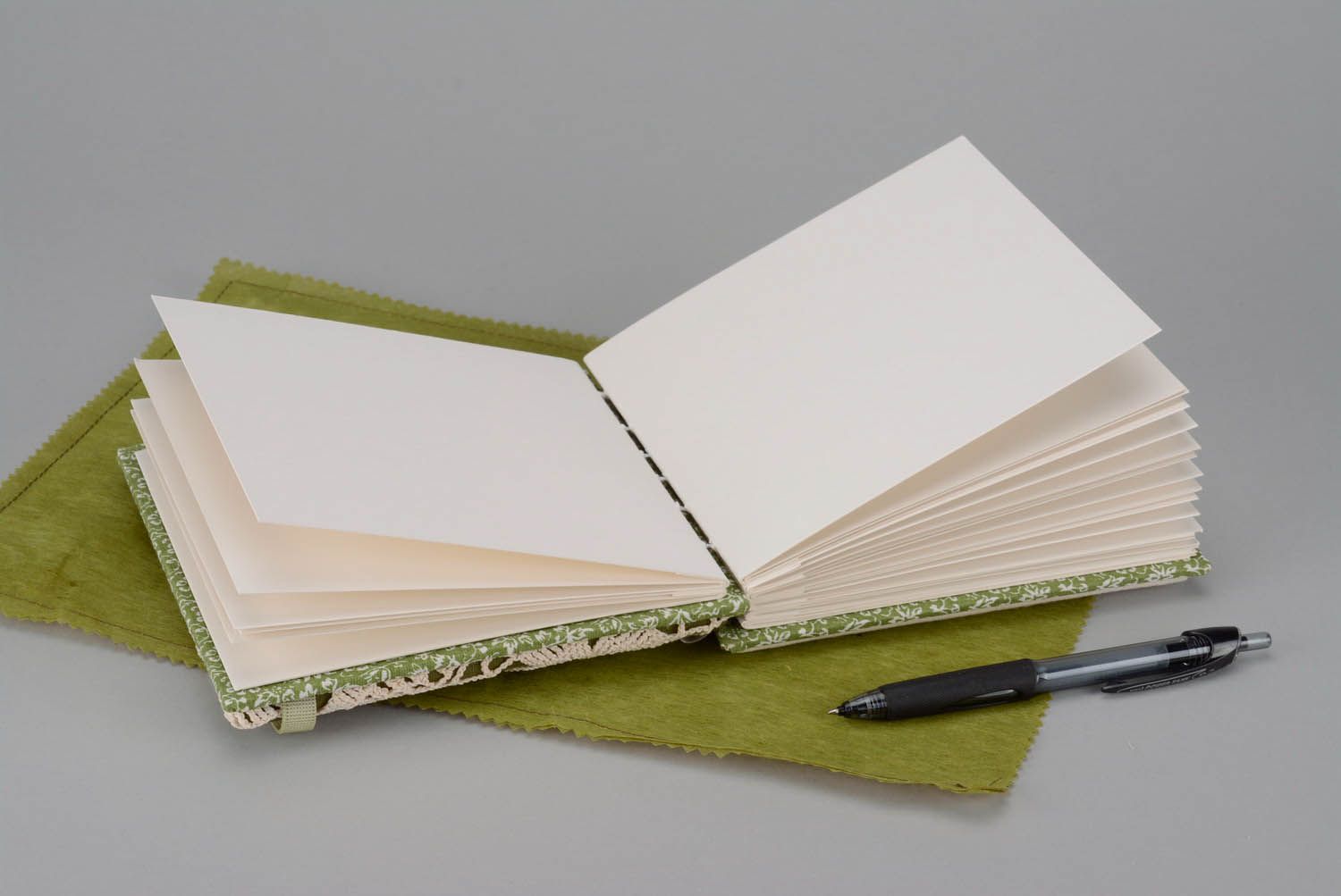 Notebook made of natural materials photo 3