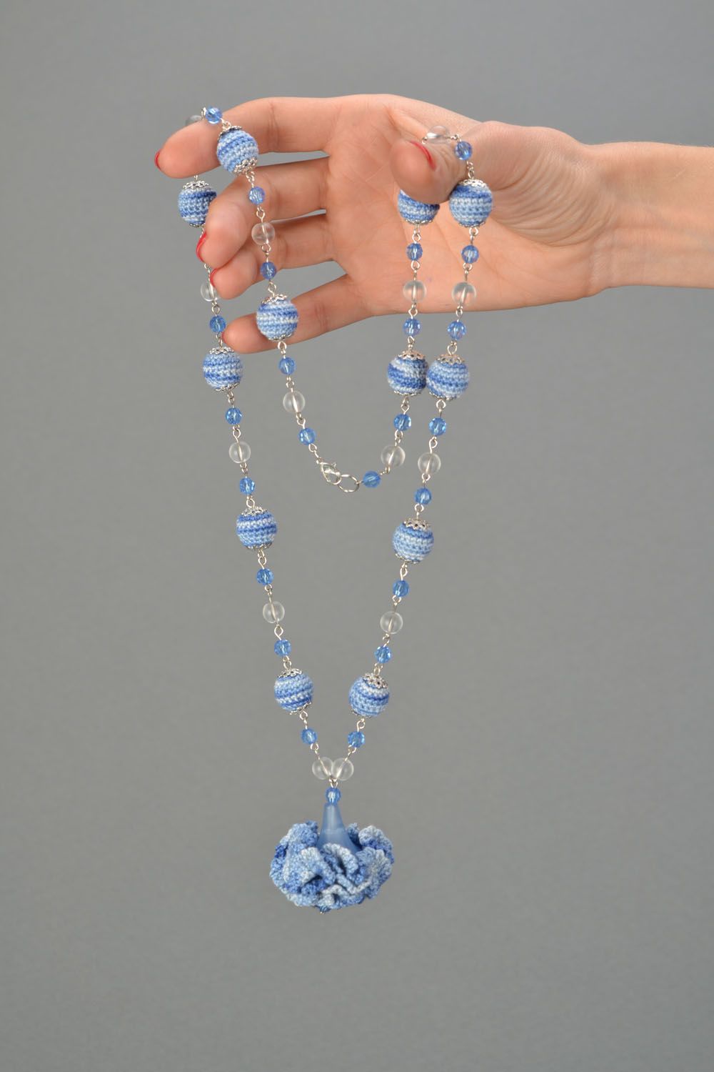 Long bead necklace photo 2