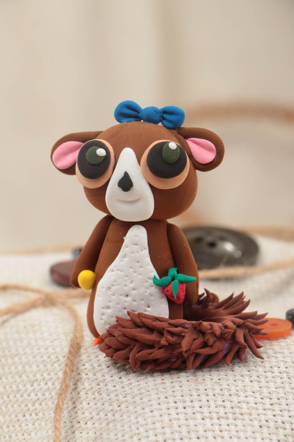 Handgemachte Figurine Lemuren aus Polymer Ton in Braun Geschenk für Tochter foto 1