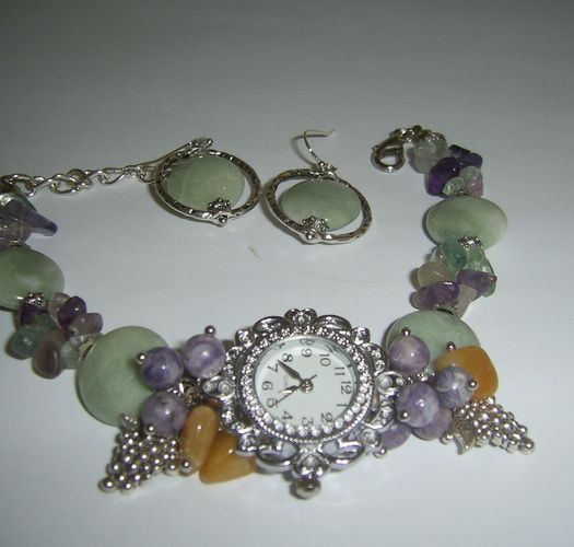 Set of handmade jewelry with natural stones wristwatch and earrings photo 1