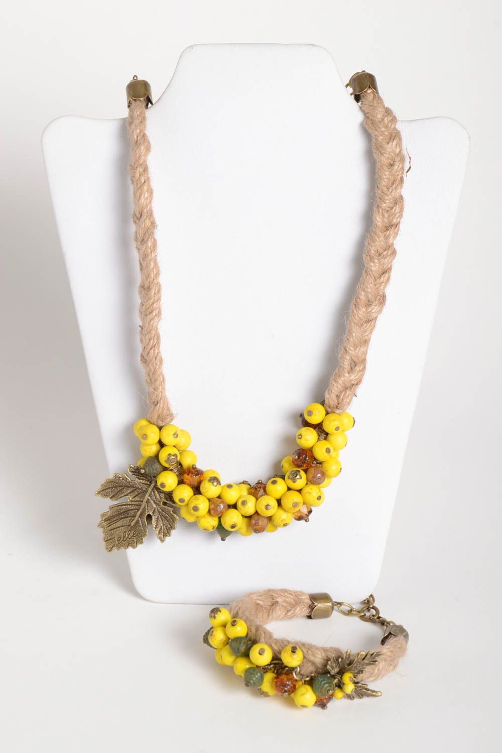 Handmade gemstone jewelry set beaded necklace bracelet designs artisan jewelry photo 2