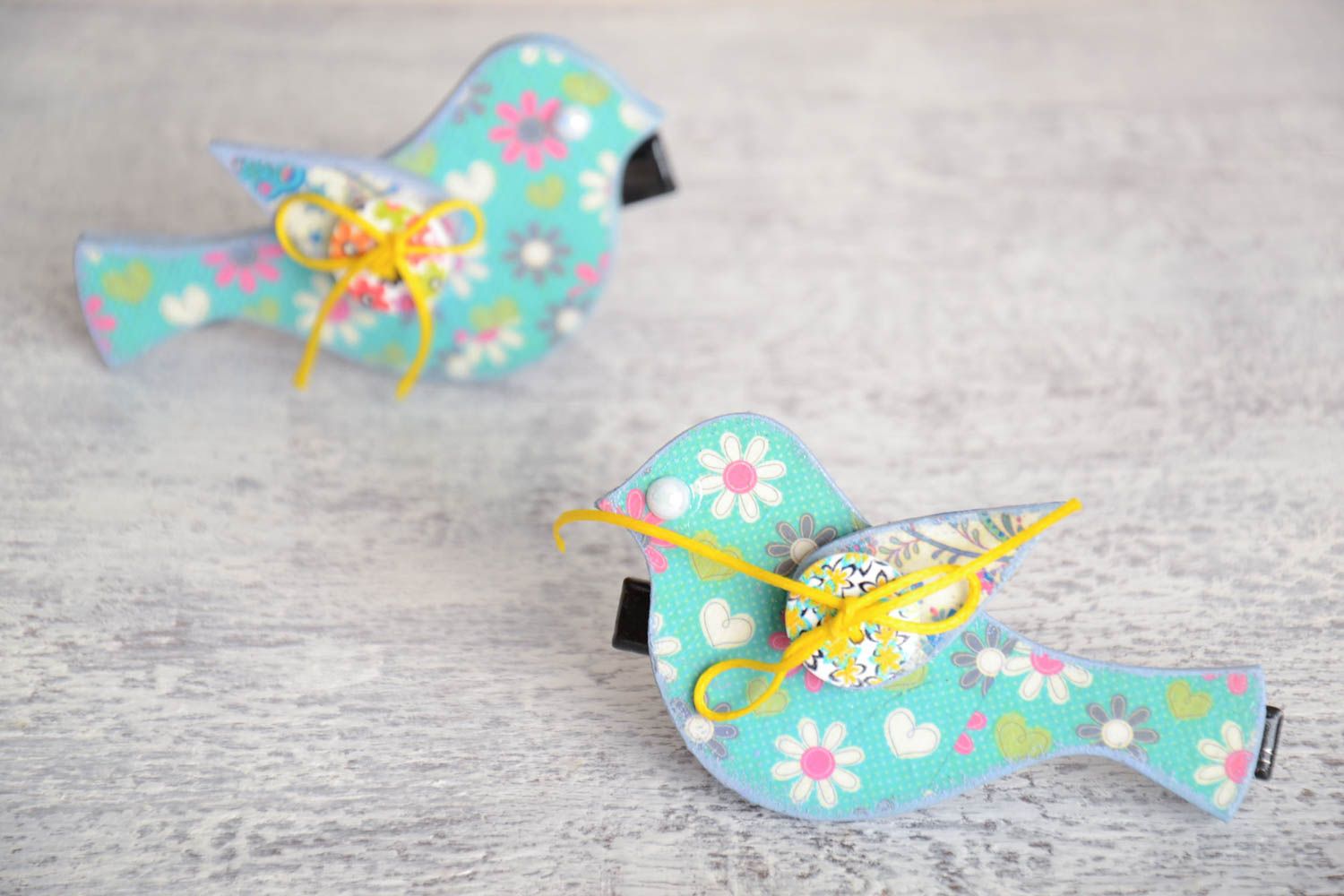 Set of handmade green children's plywood hair clips with flower print Birds photo 1