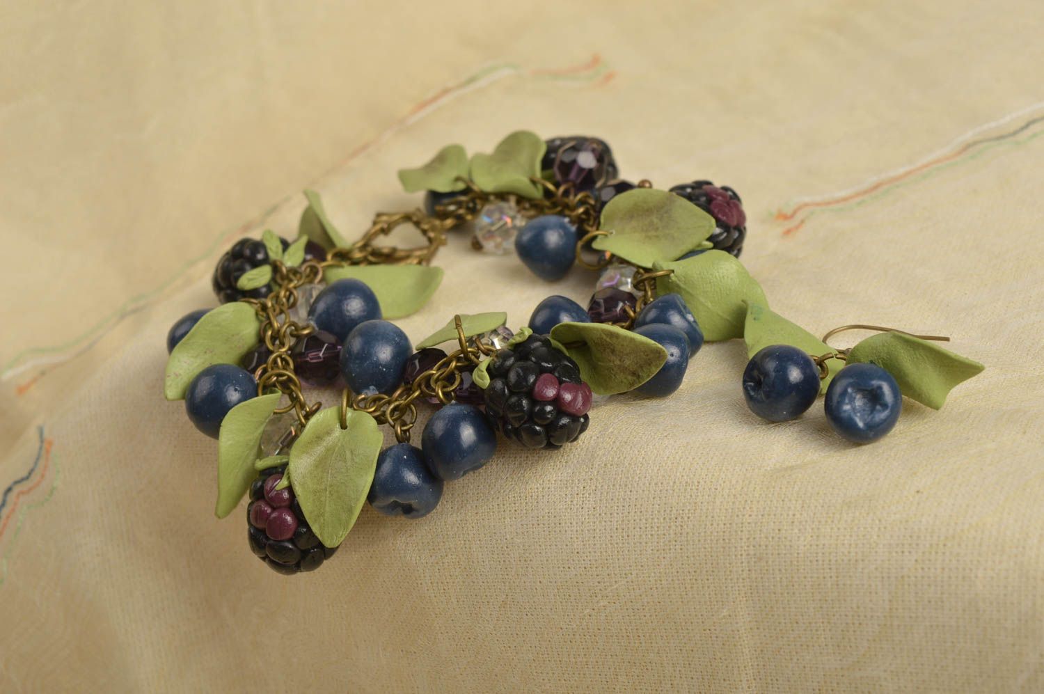 Wrist bracelet fashion earrings polymer clay jewelry forest berry women jewelry photo 1