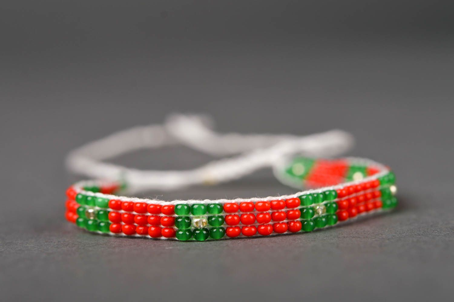 Handmade thin beaded strand bracelet made of red and green beads photo 3