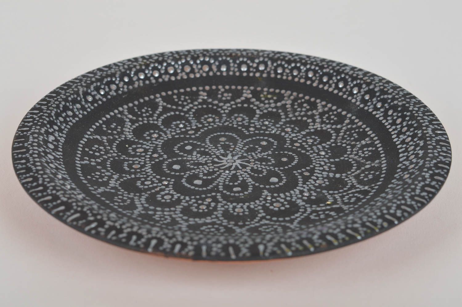 Handmade decorative ceramic wall plate black and white ornamented with acrylics photo 3