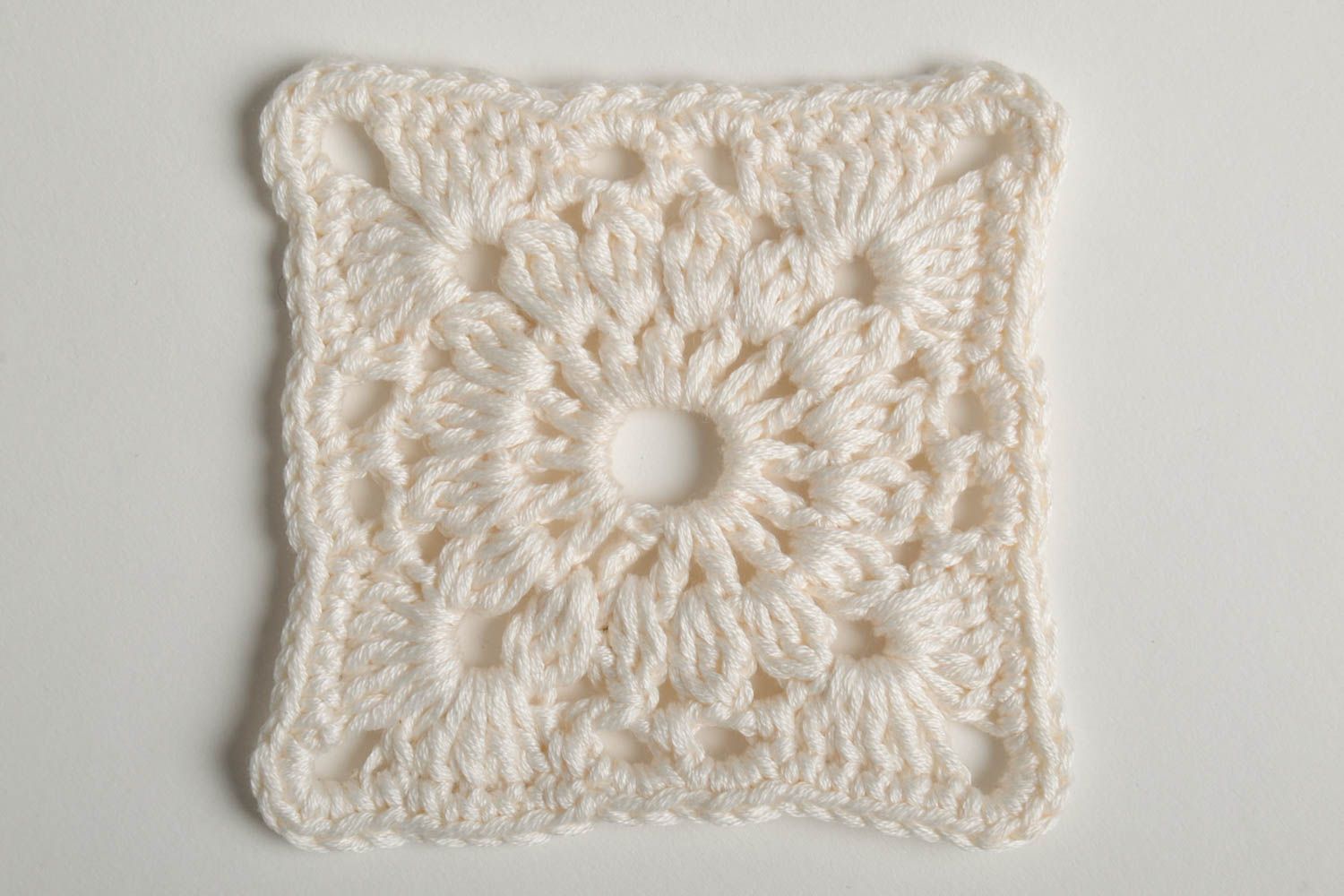 Unusual handmade crochet coaster hot pads interior decorating crochet ideas photo 2