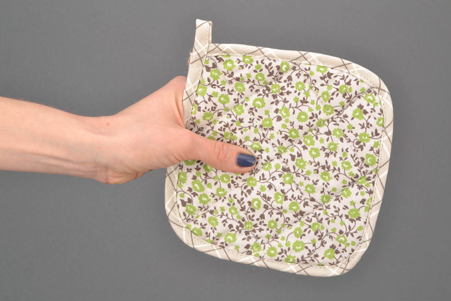 Handgemachter Textil Topflappen mit Blumenmuster foto 2