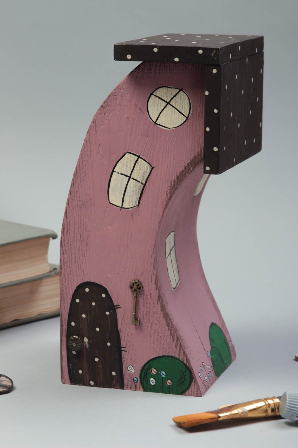 Maisonnette en bois fait main Petite statuette design original Déco intérieur photo 1