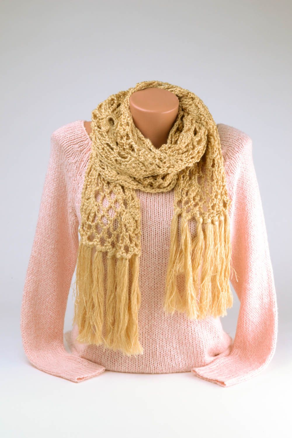 Lacy scarf with fringe photo 1