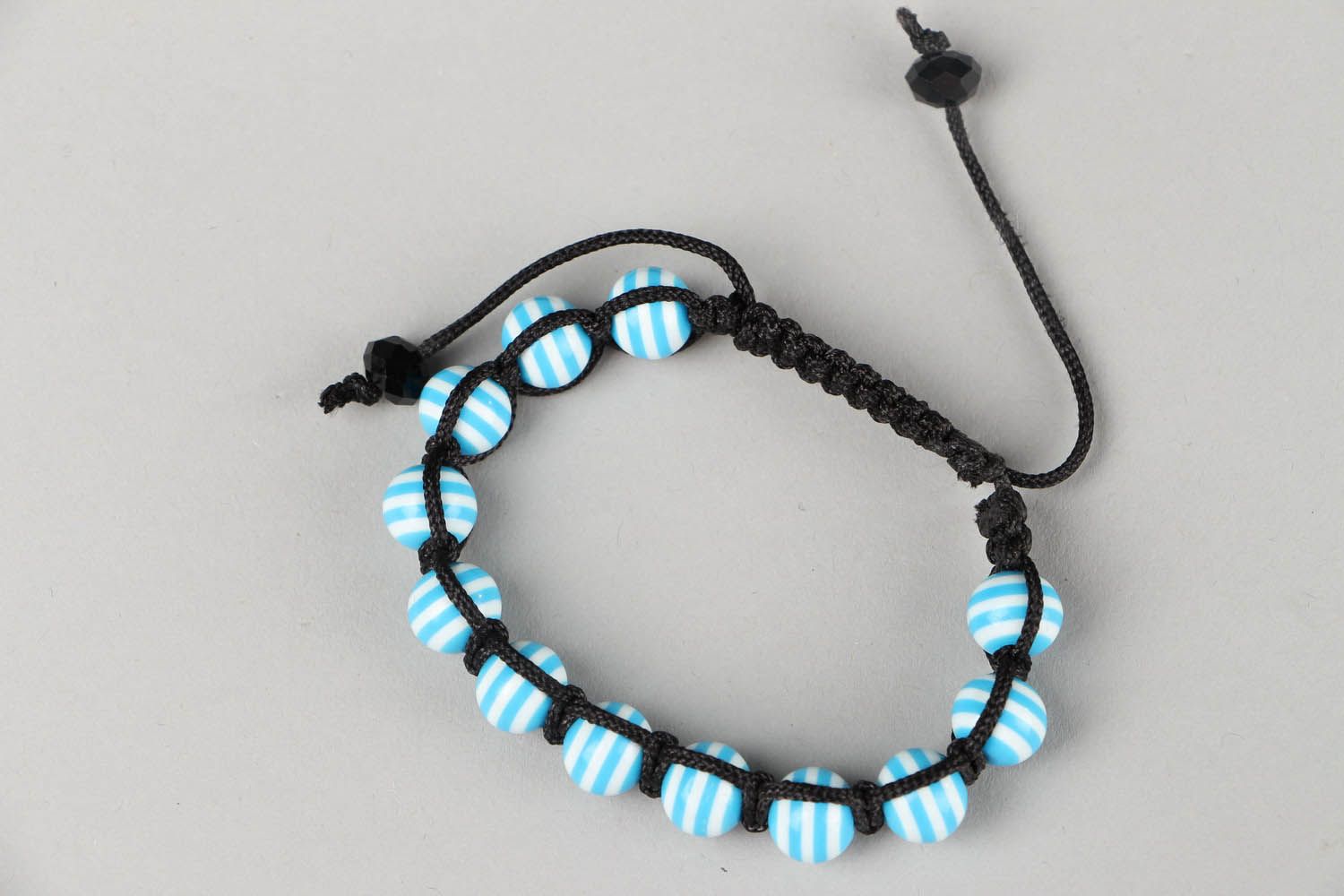 Braided bracelet with beads photo 3