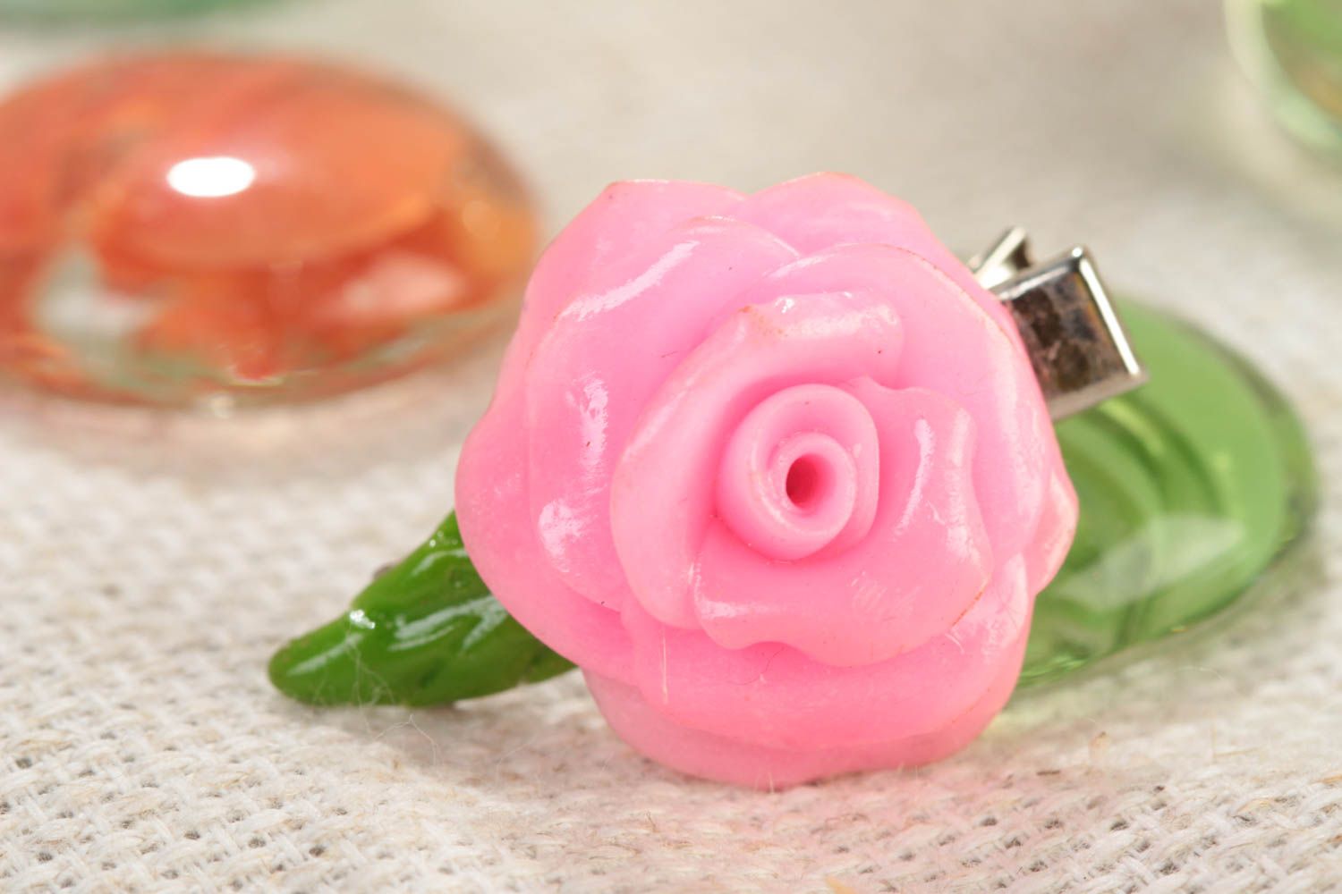 Handmade tiny decorative hair clip with metal basis and polymer clay pink flower photo 1