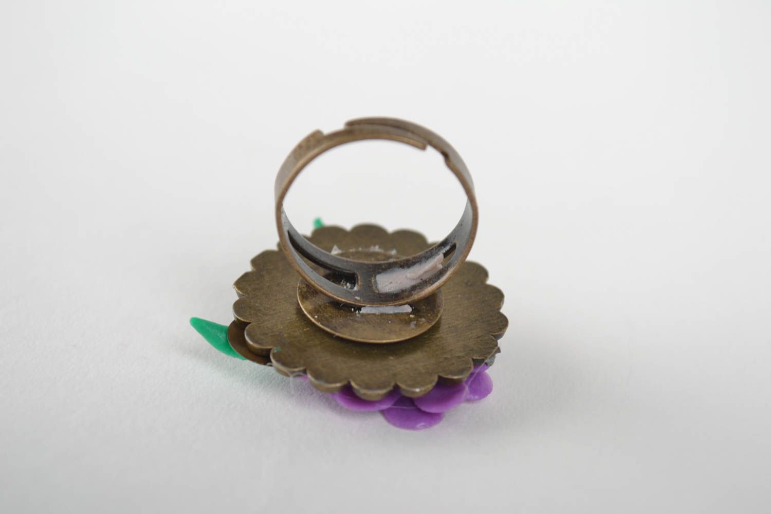 Кольцо из полимерной глины с цветами красивое размер 18 мм красивое хэнд мейд фото 3