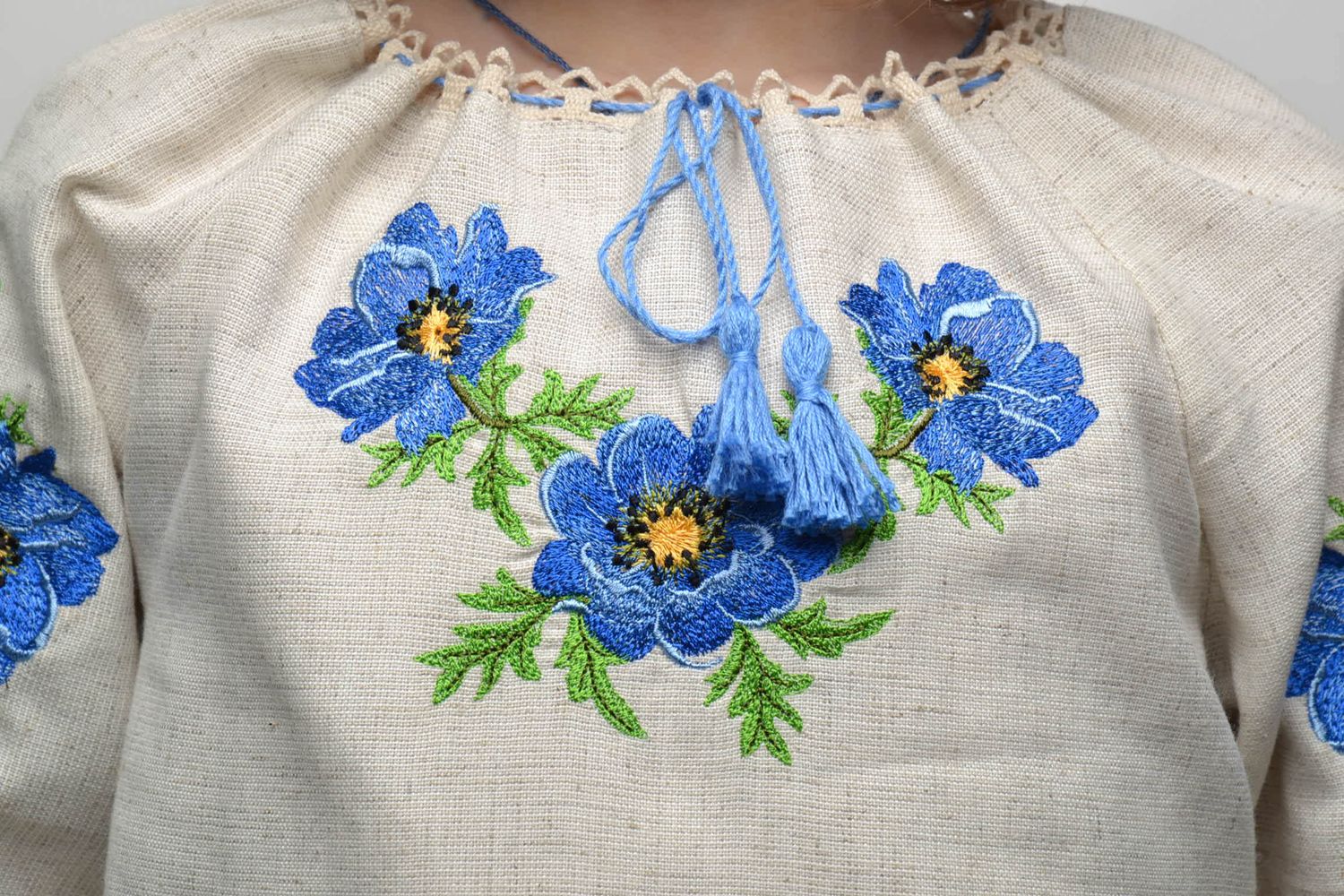 Satin stitch embroidered long sleeve shirt photo 3