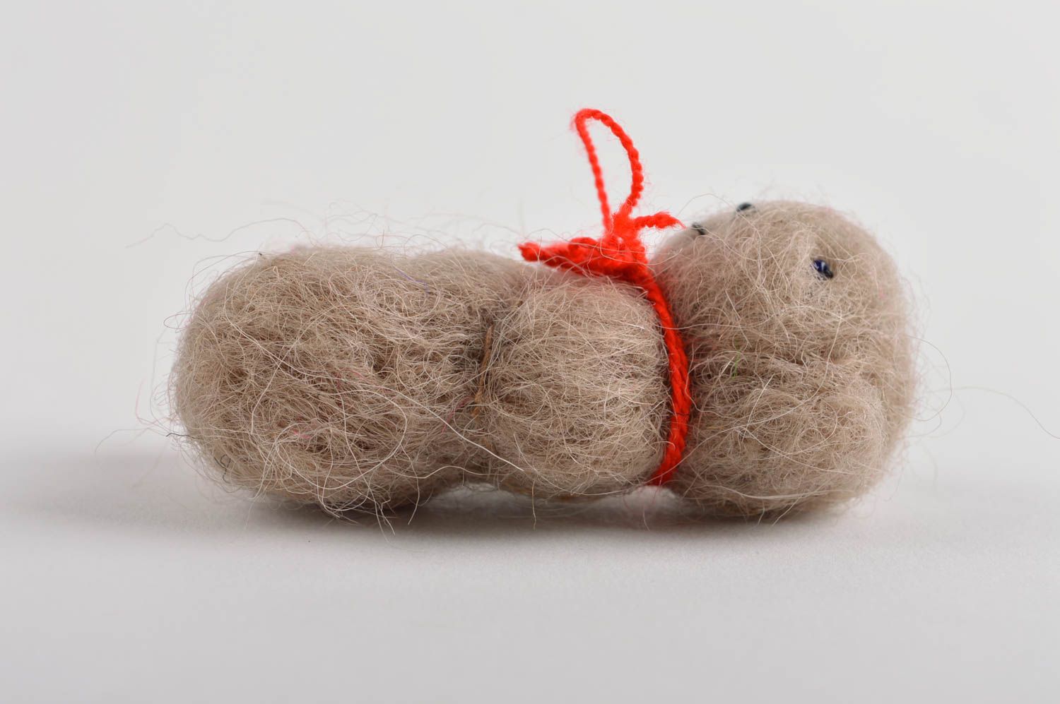Игрушка из шерсти ручной работы валяная игрушка в виде мишки мягкая игрушка фото 4