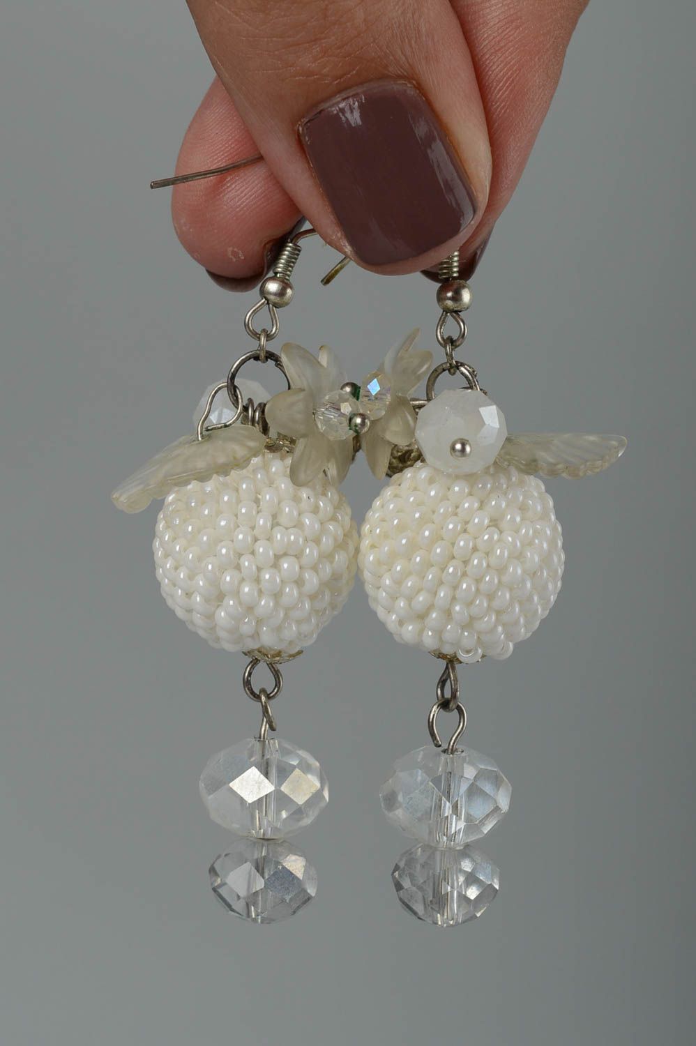 Boucles d'oreilles blanches Bijou fait main perles de rocaille Accessoire femme photo 5