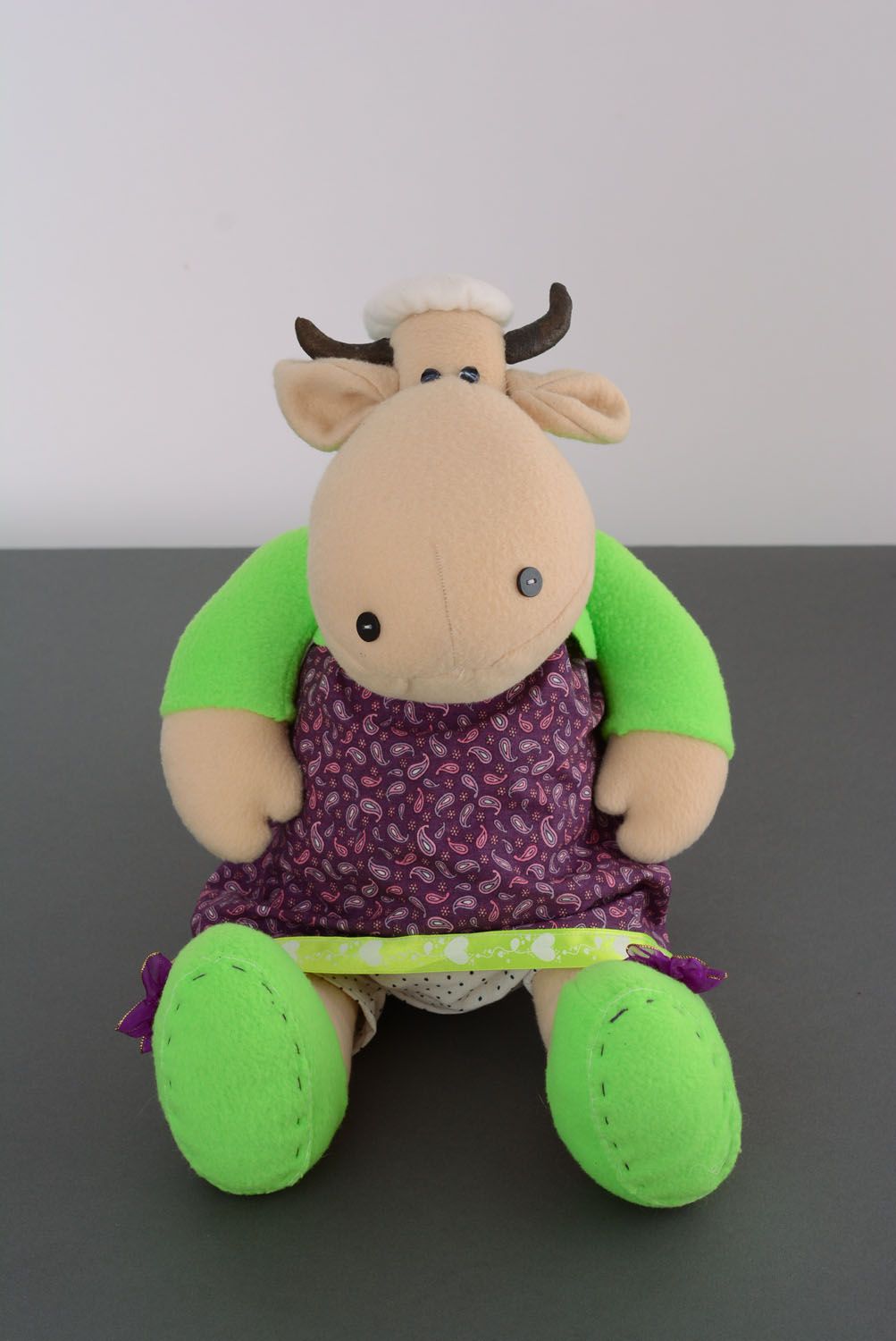 Brinquedo macio de tecido feito à mão Vaca foto 4
