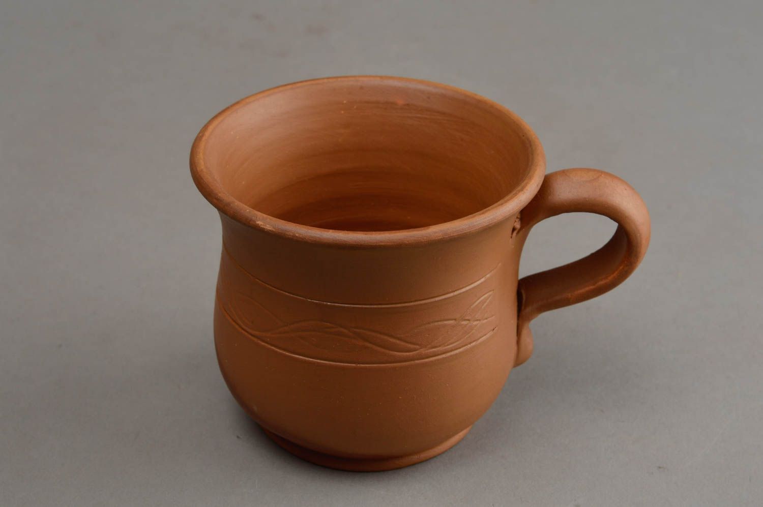 Tasse à thé céramique marron faite main originale de design style ethnique photo 3