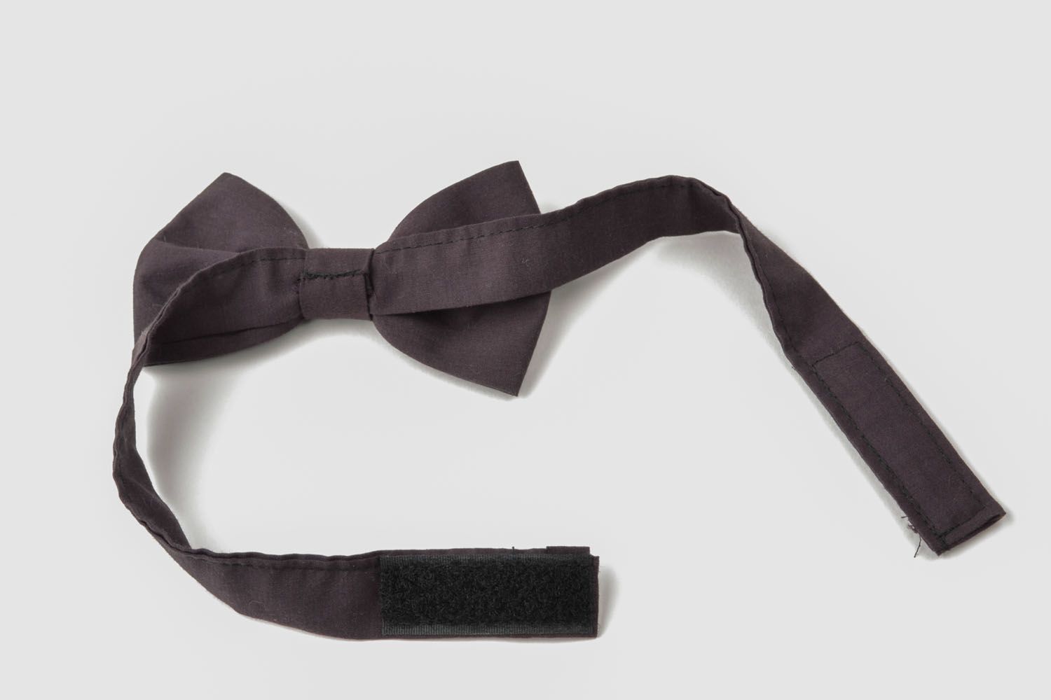 Классический черный галстук-бабочка фото 5