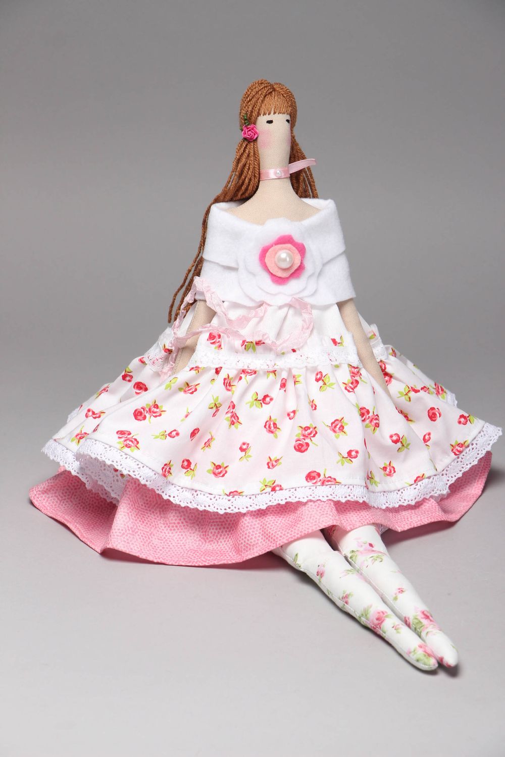 Poupée en tissu de créateur faite main  photo 1