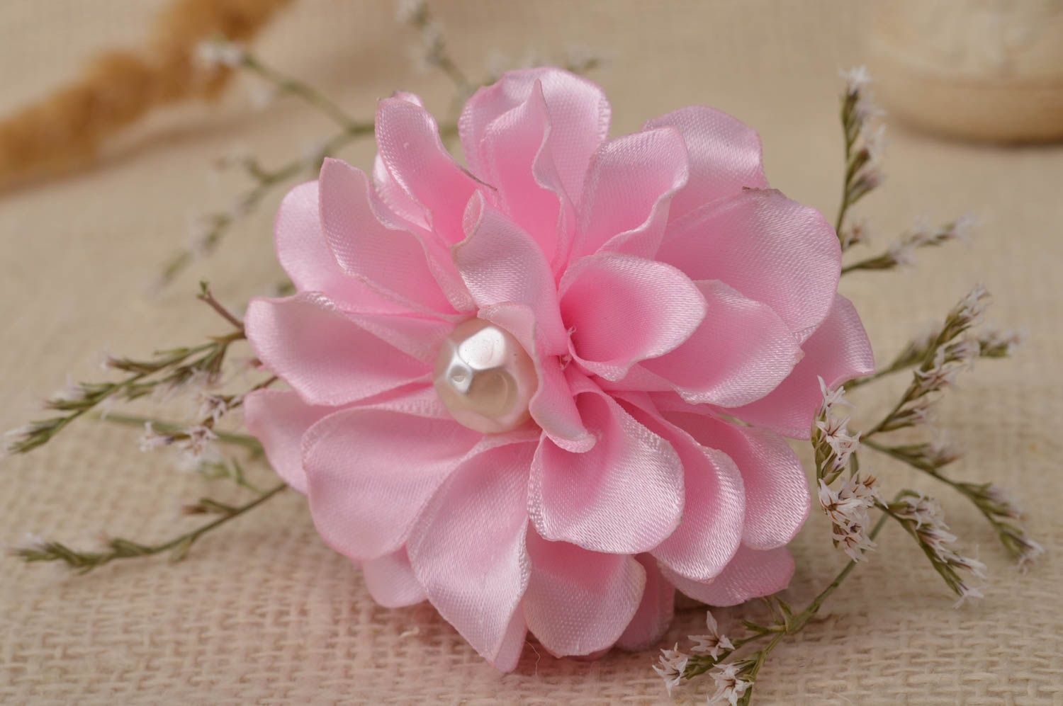 Заколка с цветком украшение ручной работы аксессуар для волос розовый красивый фото 1