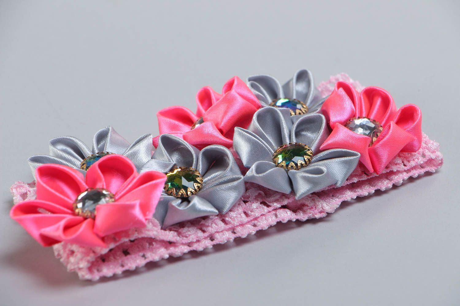 Handmade stretch headband with kanzashi satin flowers of pink and gray colors photo 3