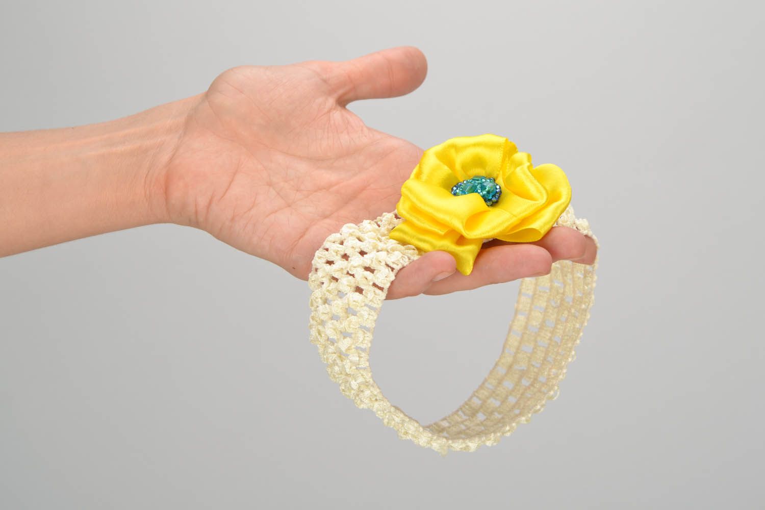 Handgemachtes Haarband mit Blume foto 2