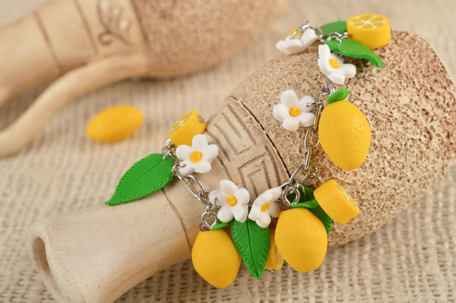 Handgemachtes Frauen Armband Schmuck Armreif Armband mit Anhängern Zitronen foto 1