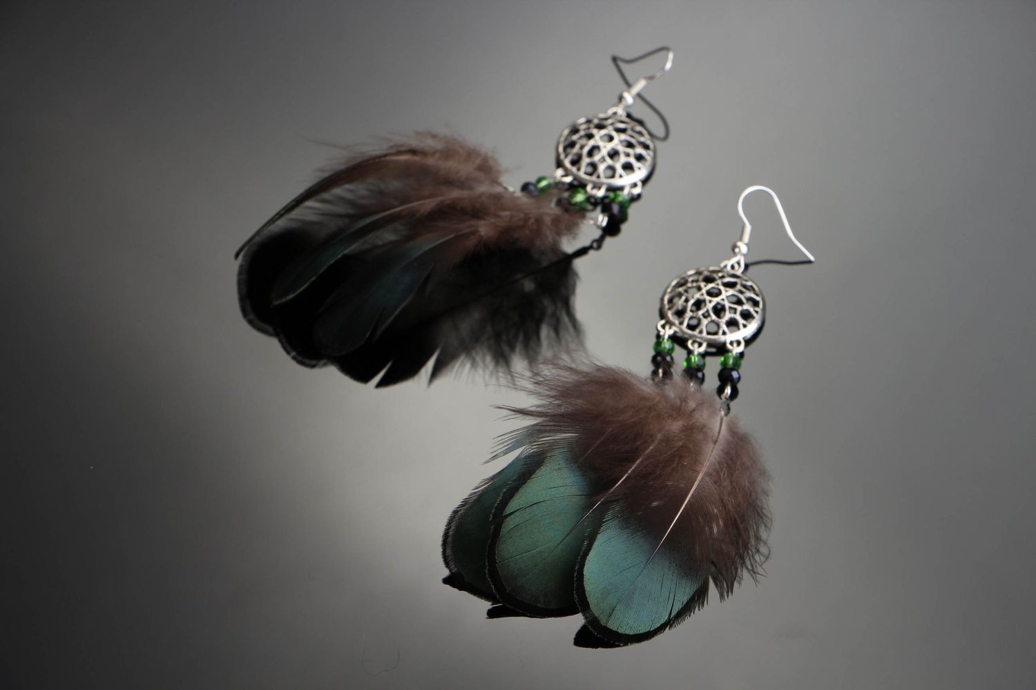 Earrings with feather photo 2