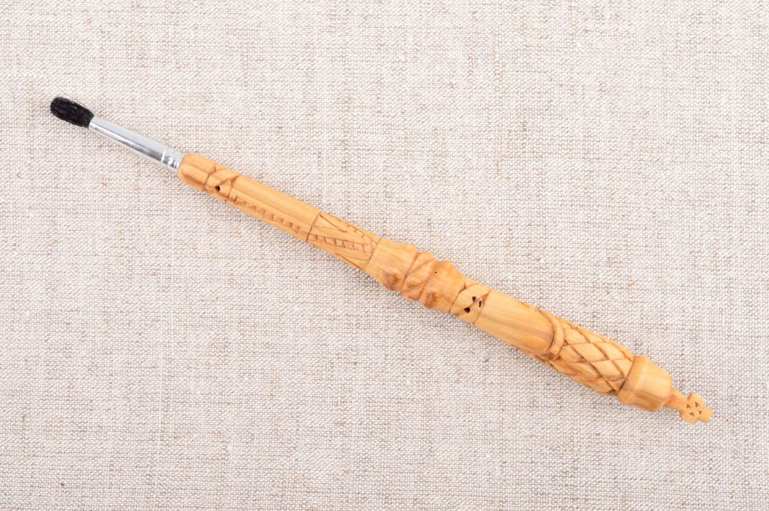 Pennello di legno per olio fatto a mano prodotto di legno di bosso per cresima

 foto 1