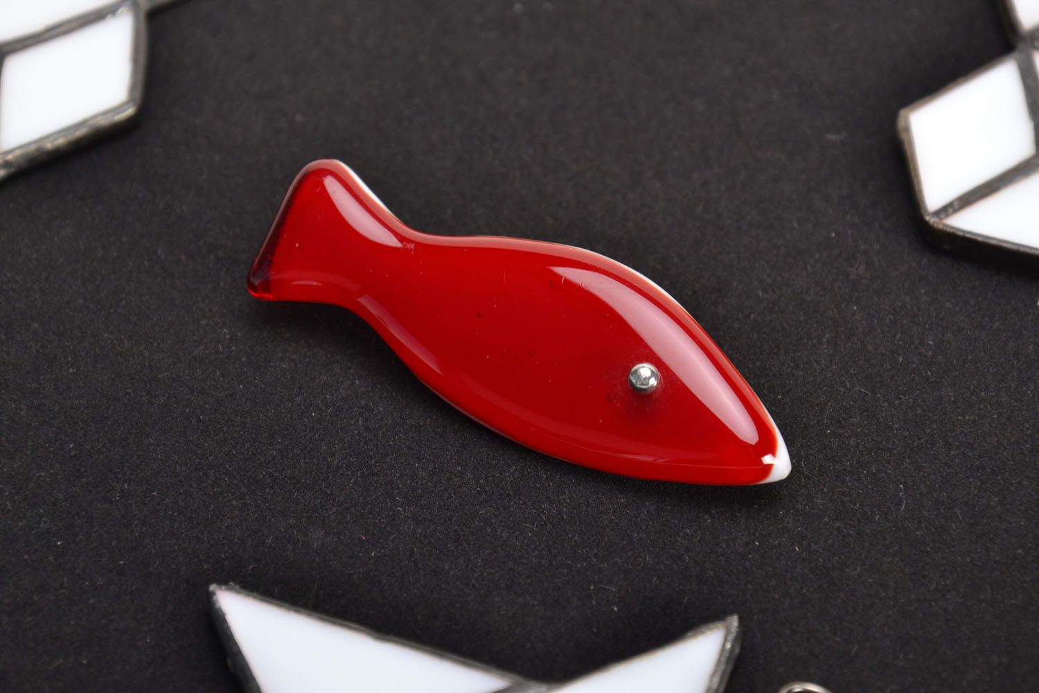 Beautiful brooch in the shape of fish photo 1