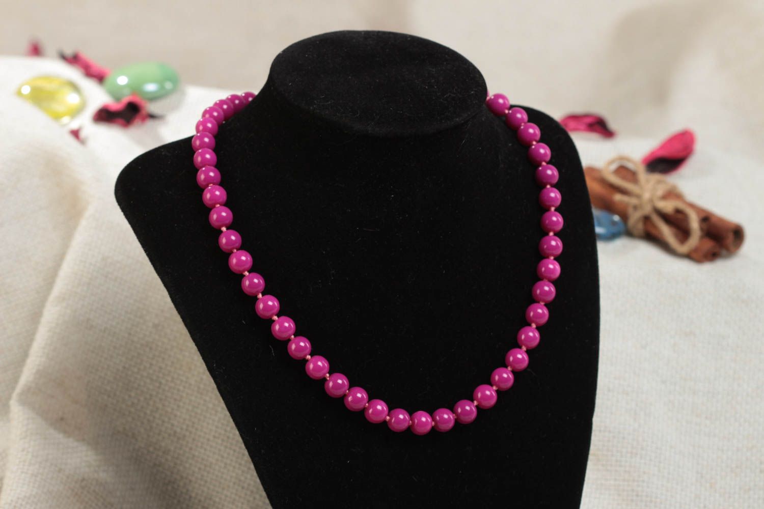 Beautiful bright handmade children's glass bead necklace of fuchsia color photo 1