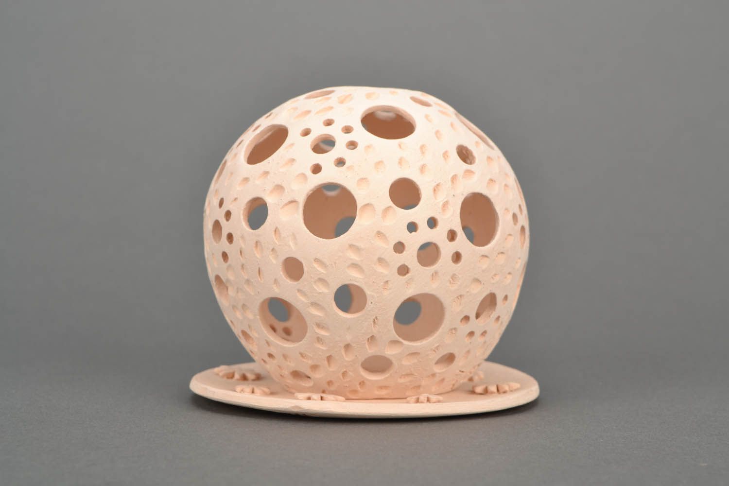Chandelier en céramique en forme de boule fait main photo 3