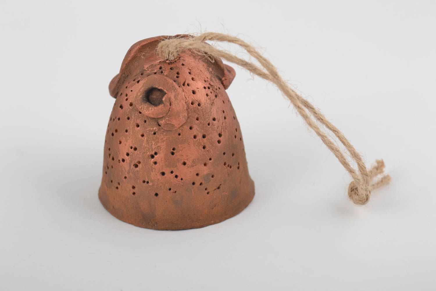 Глиняный колокольчик в виде песика расписной коричневый ручной работы фото 3