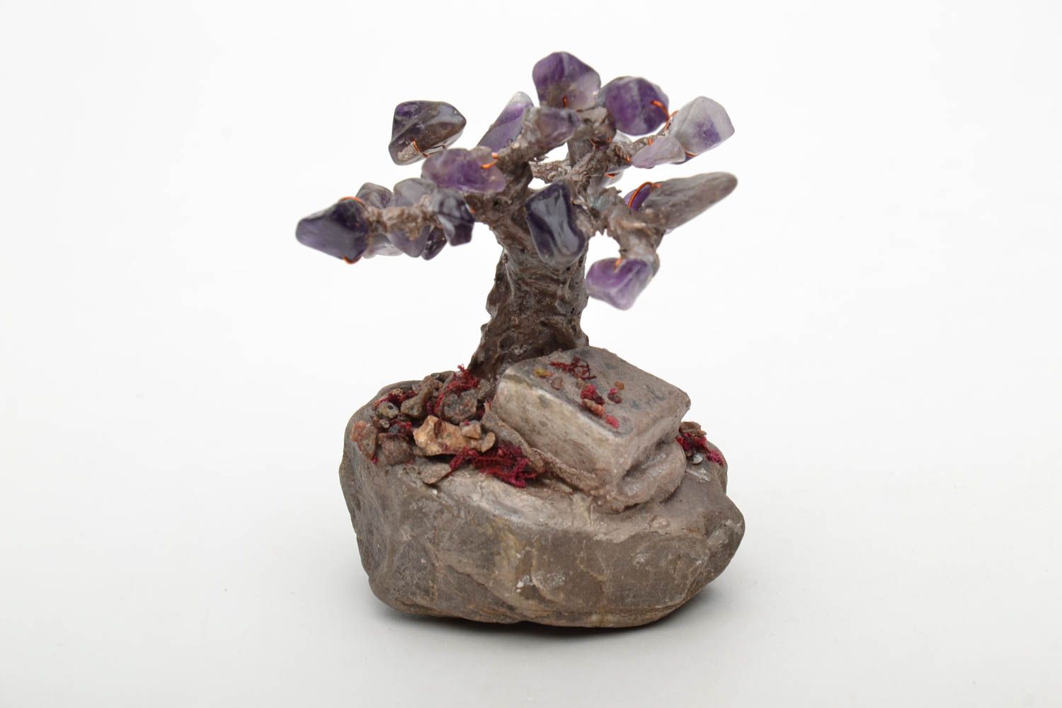 Decorative tree with natural stones photo 3