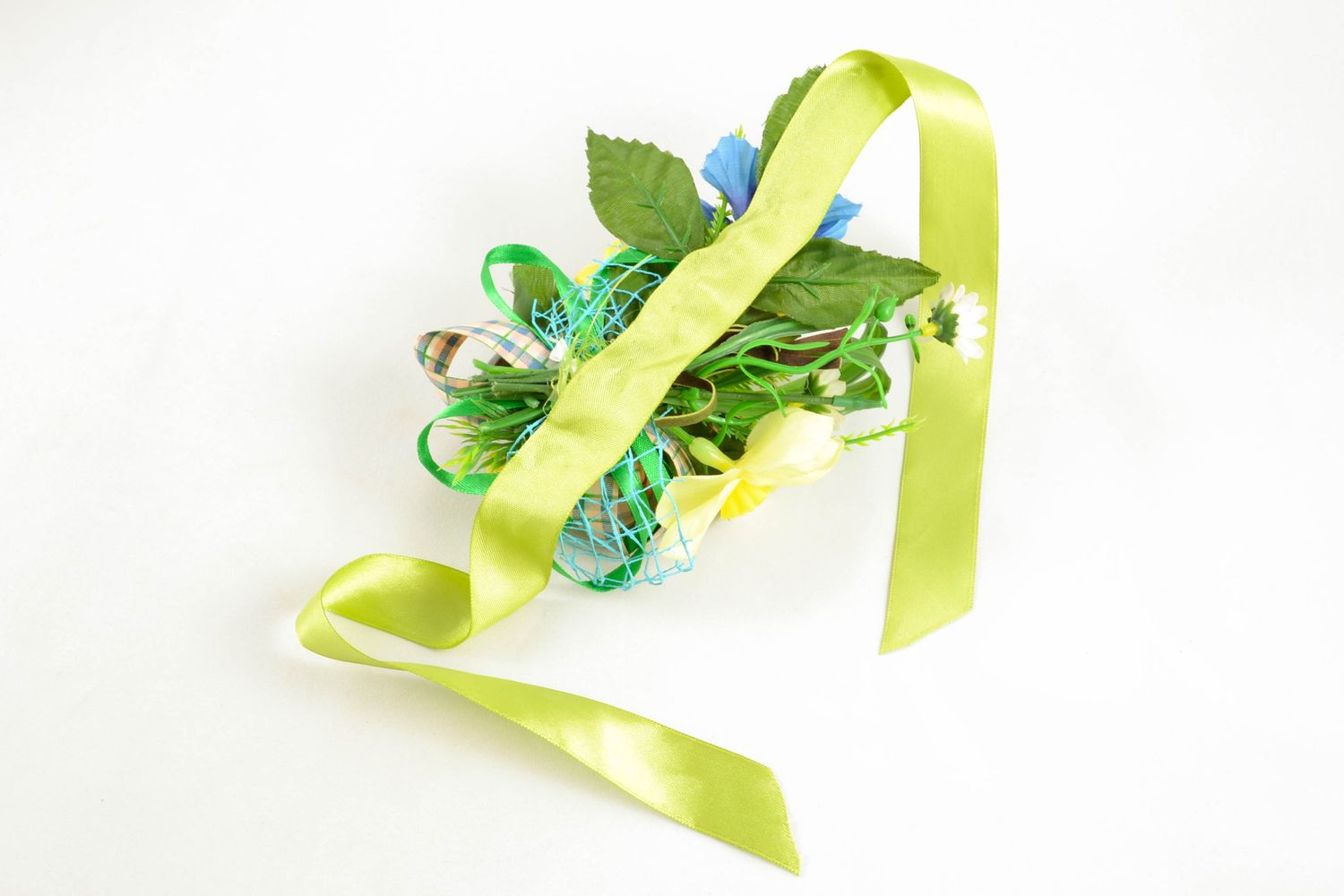 Decorative boutonniere for Easter basket photo 5