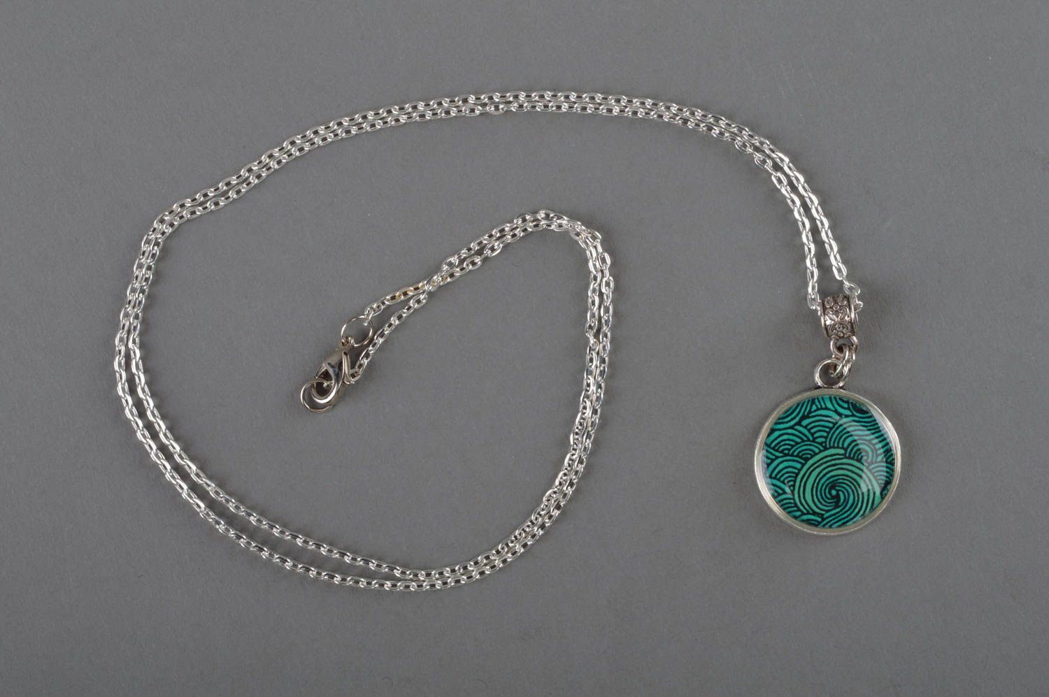 Green handmade designer decoupage neck pendant with long chain photo 1