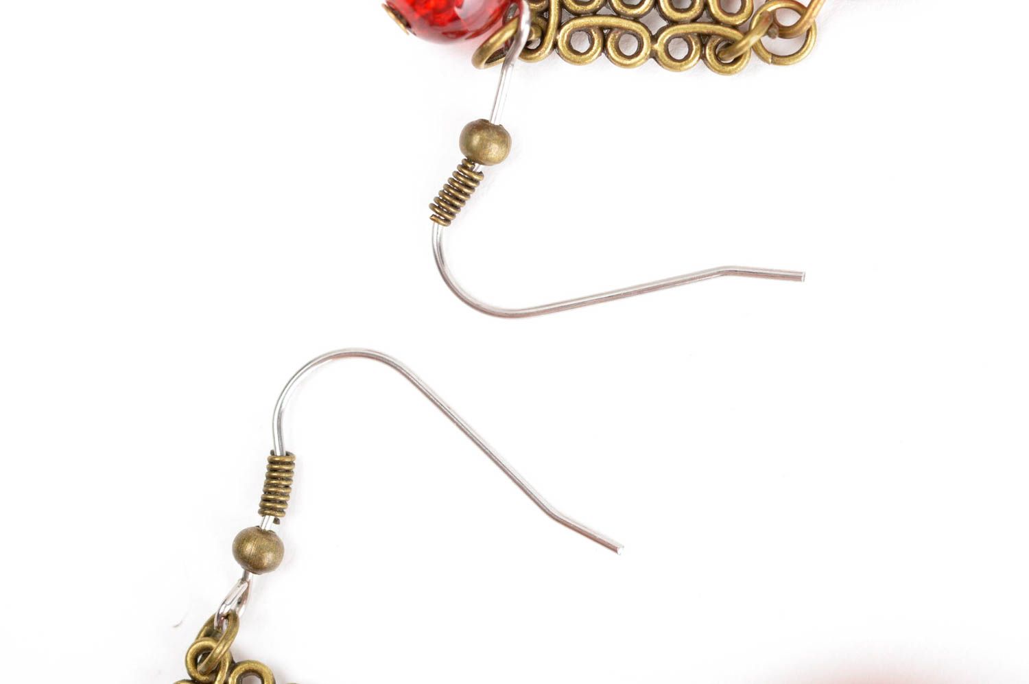 Orecchini di metallo fatti a mano lunghi accessorio originale bello da donna
 foto 4