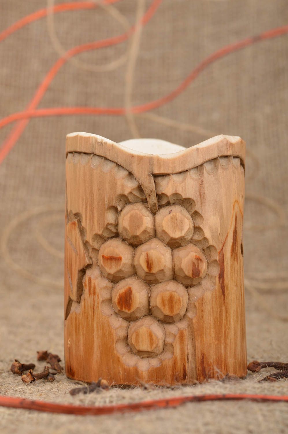 Pot à crayons rond en bois naturel sculpté de style écolo fait main original photo 1