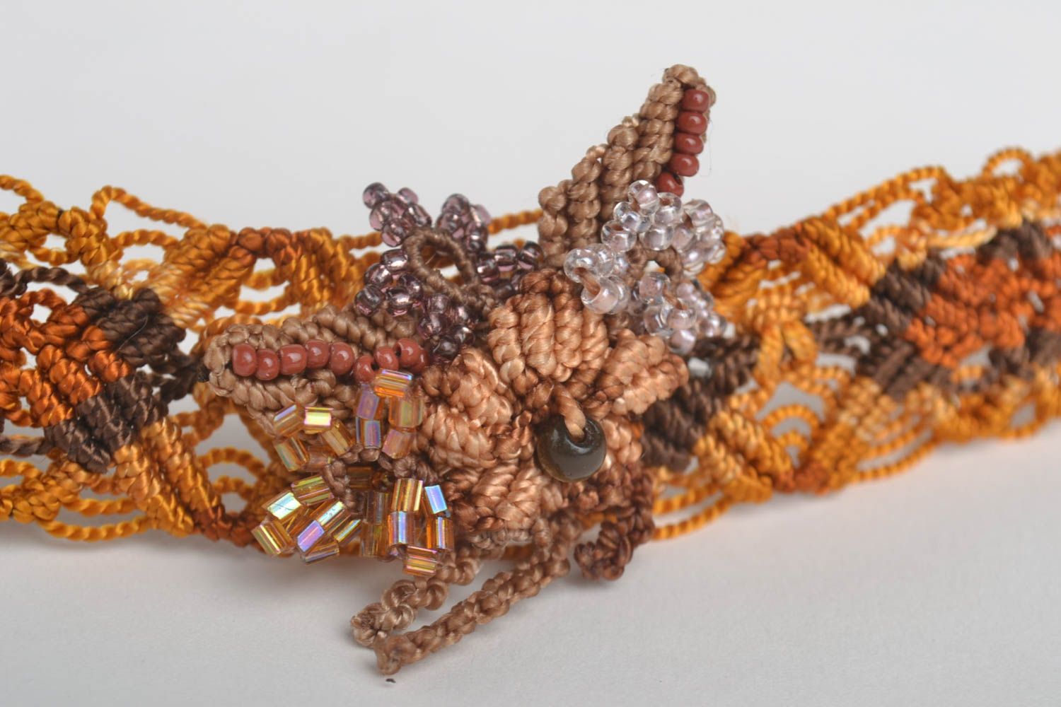 Handmade Armband aus Stoff Damen Armband mit Brosche schönes Designer Accessoire foto 3